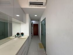 # 1 Loft (D14), Apartment #607945711
